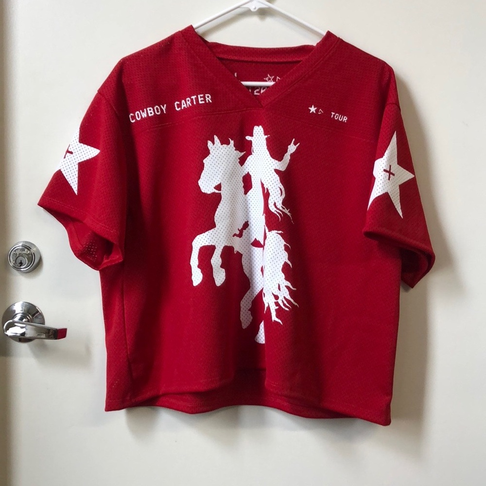 *RARE* Beyoncé Official Cowboy Carter 2025 Tour Crop Red Football Jersey LARGE
